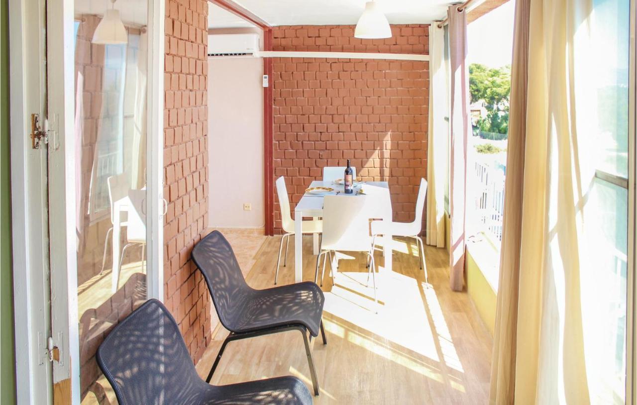 2 Bedroom Pet Friendly Apartment In Alicante Eksteriør billede